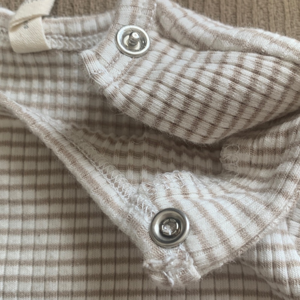 Quincy Mae Ribbed Bodysuit - Picture 3 of 6